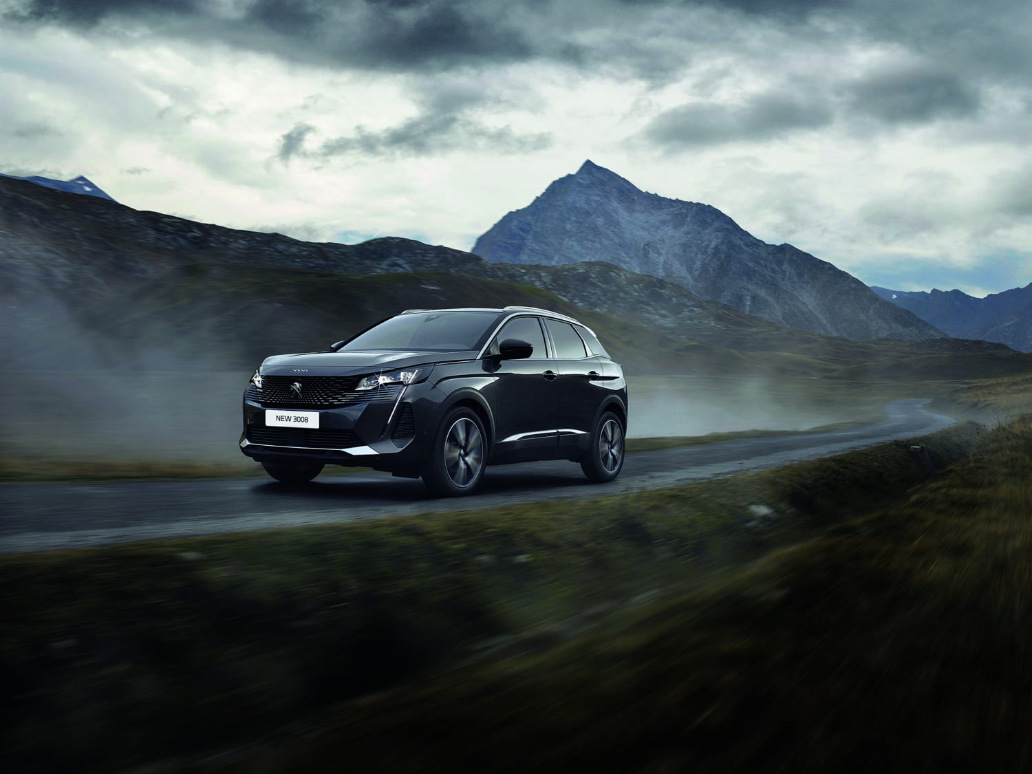 New Peugeot 3008 mang nét đẹp thể thao và năng động.